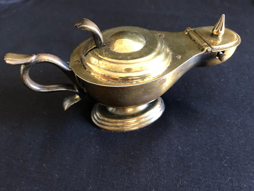 Dunhill - Aladdin's Lamp - No reserve price - Table lighter - Brass