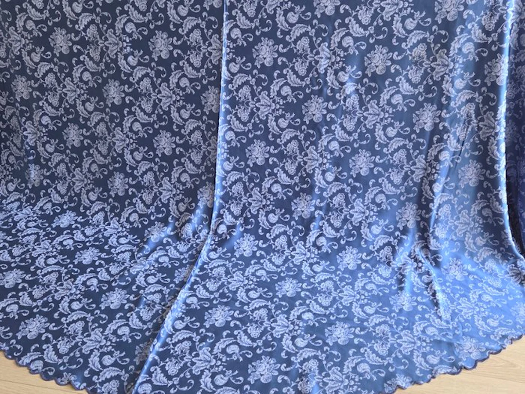 Tablecloth - 310 cm - 270 cm