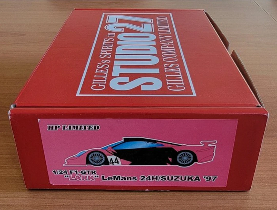 Studio27 1:24 - Model kit - F1-GTR LARK LeMans 24H/Suzuka 1997