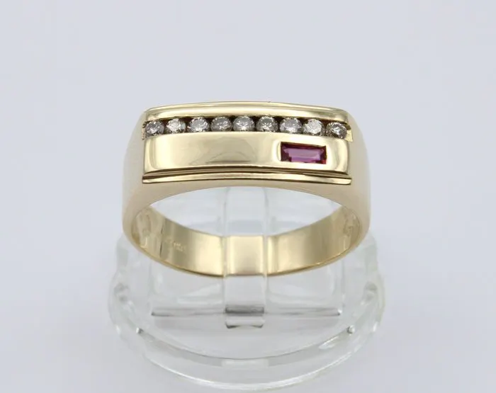 Ring - 14 kt. Yellow gold Diamond (Natural) - Diamond