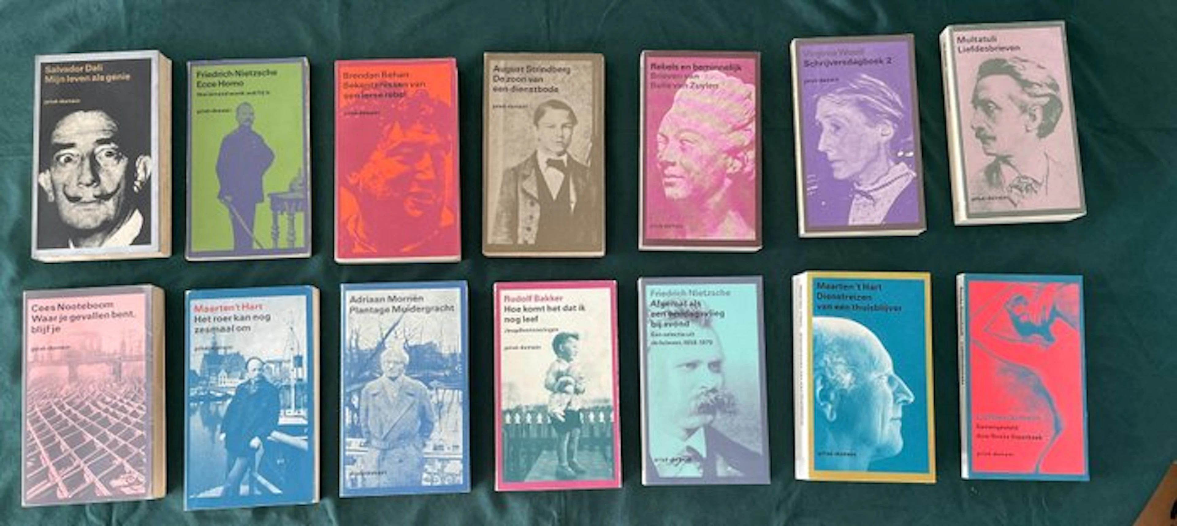 Privé-domein - Lot met 14 delen uit de reeks - 1968-2002