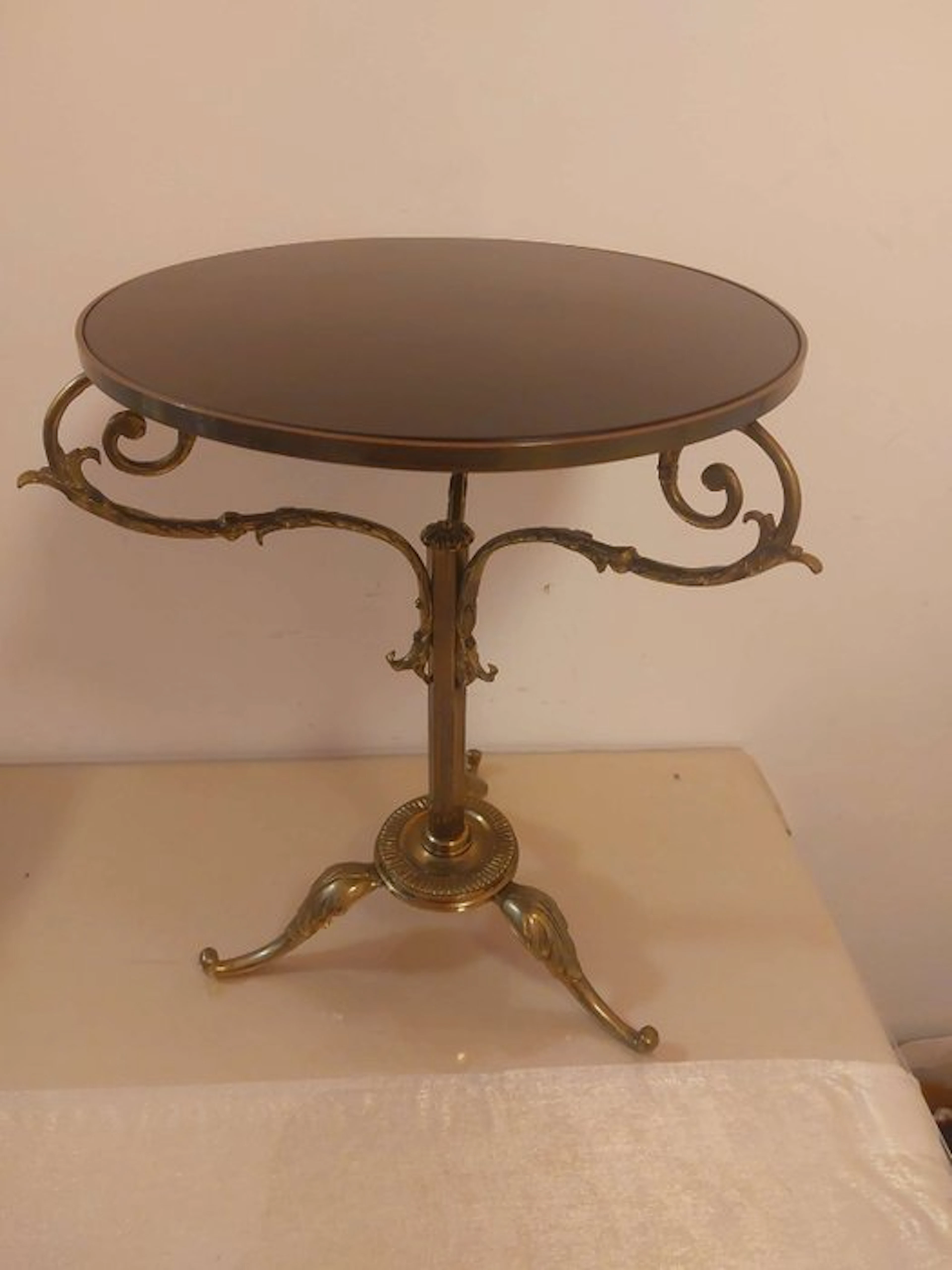 Side table - Cast brass - Wine table, fume glass