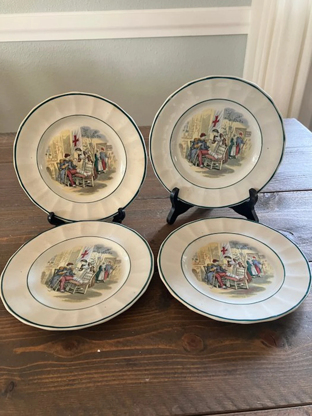 Petrus Regout - Plate (4) - Ceramic