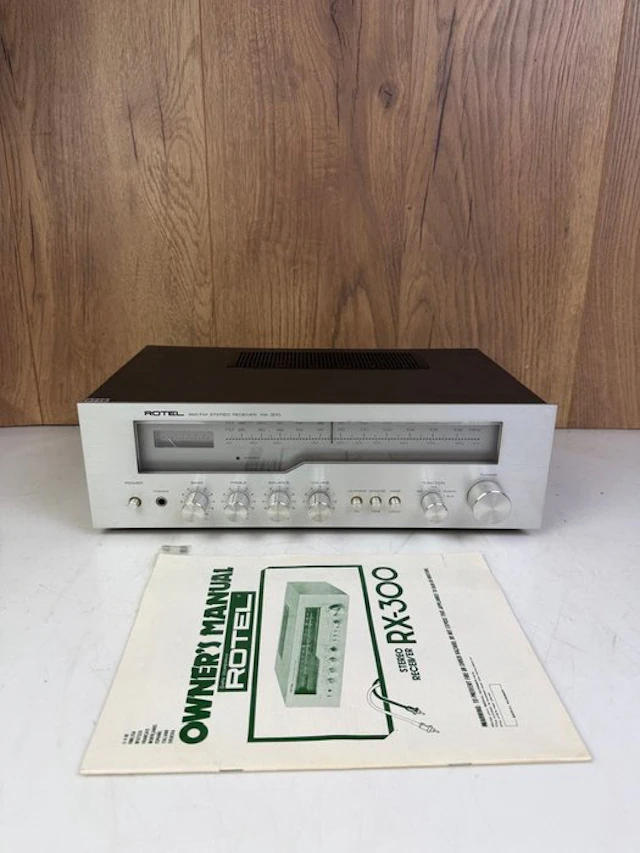 Rotel - RX-300 Solid state stereo receiver