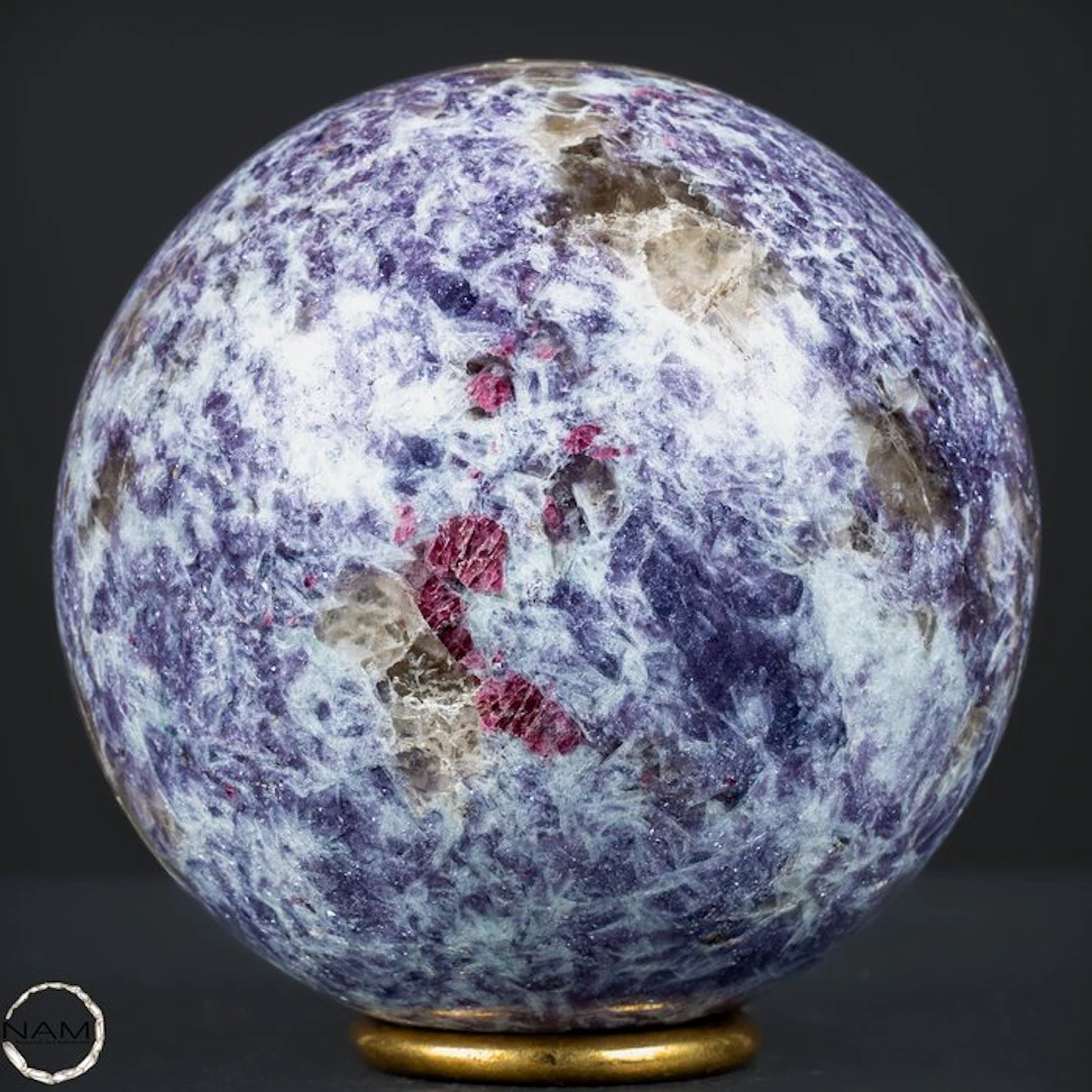 Beautiful Lepidolite sphere – Violet depth as a luxurious...