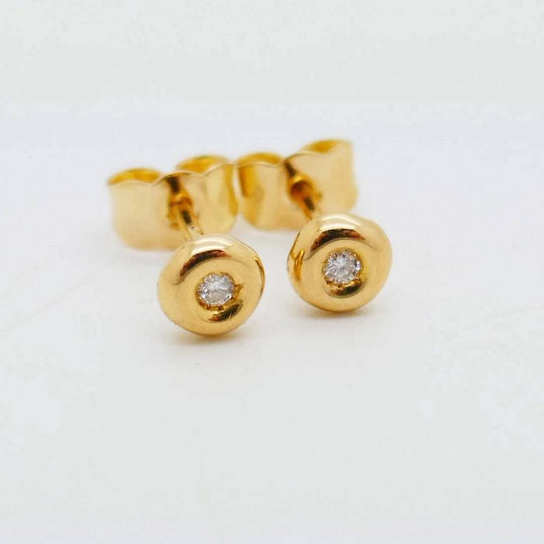 No reserve price - Earrings - 18 kt. Yellow gold - 0.10ct. tw. Diamond