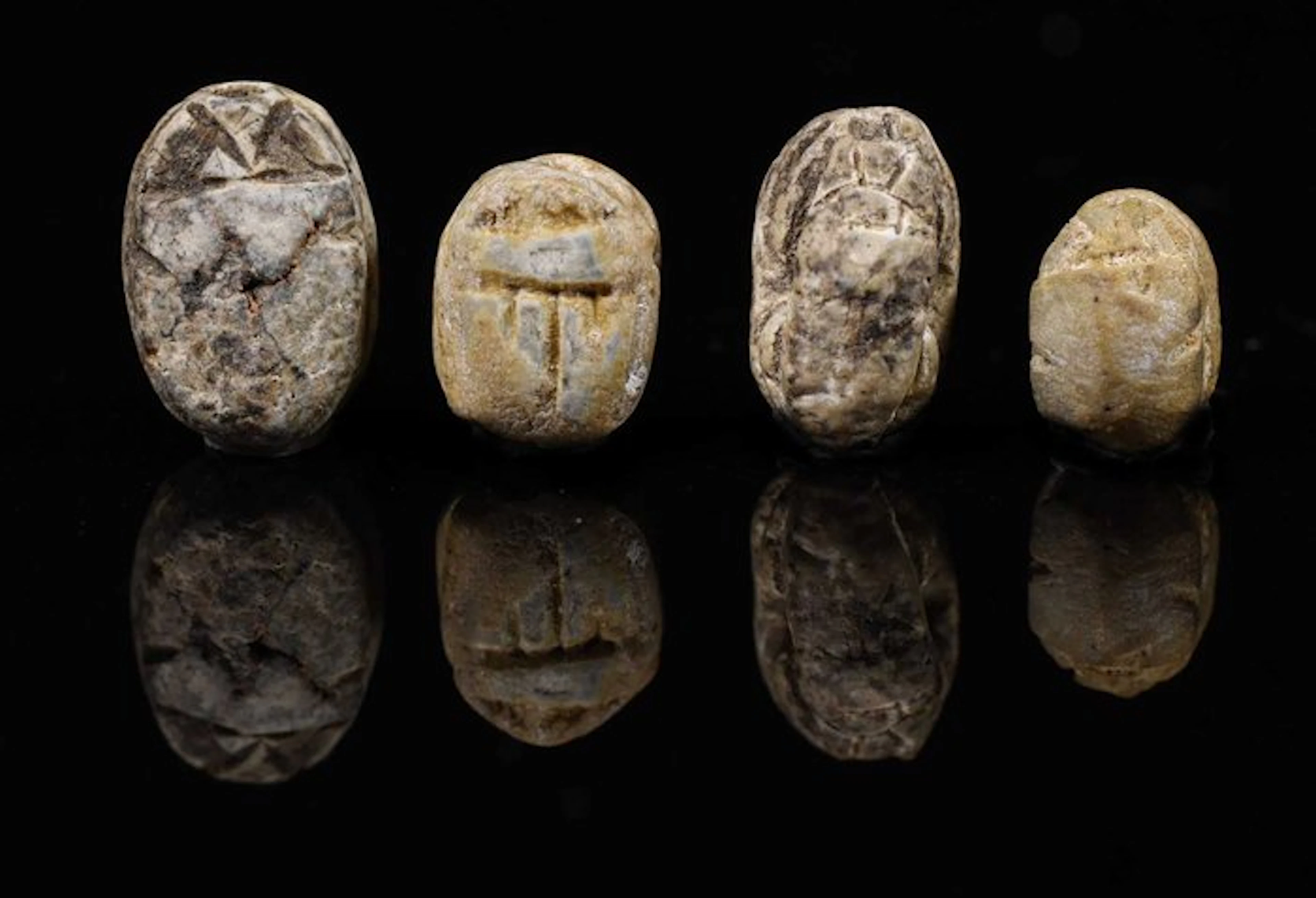 Ancient Egypt scarab amulets - 0.5 cm