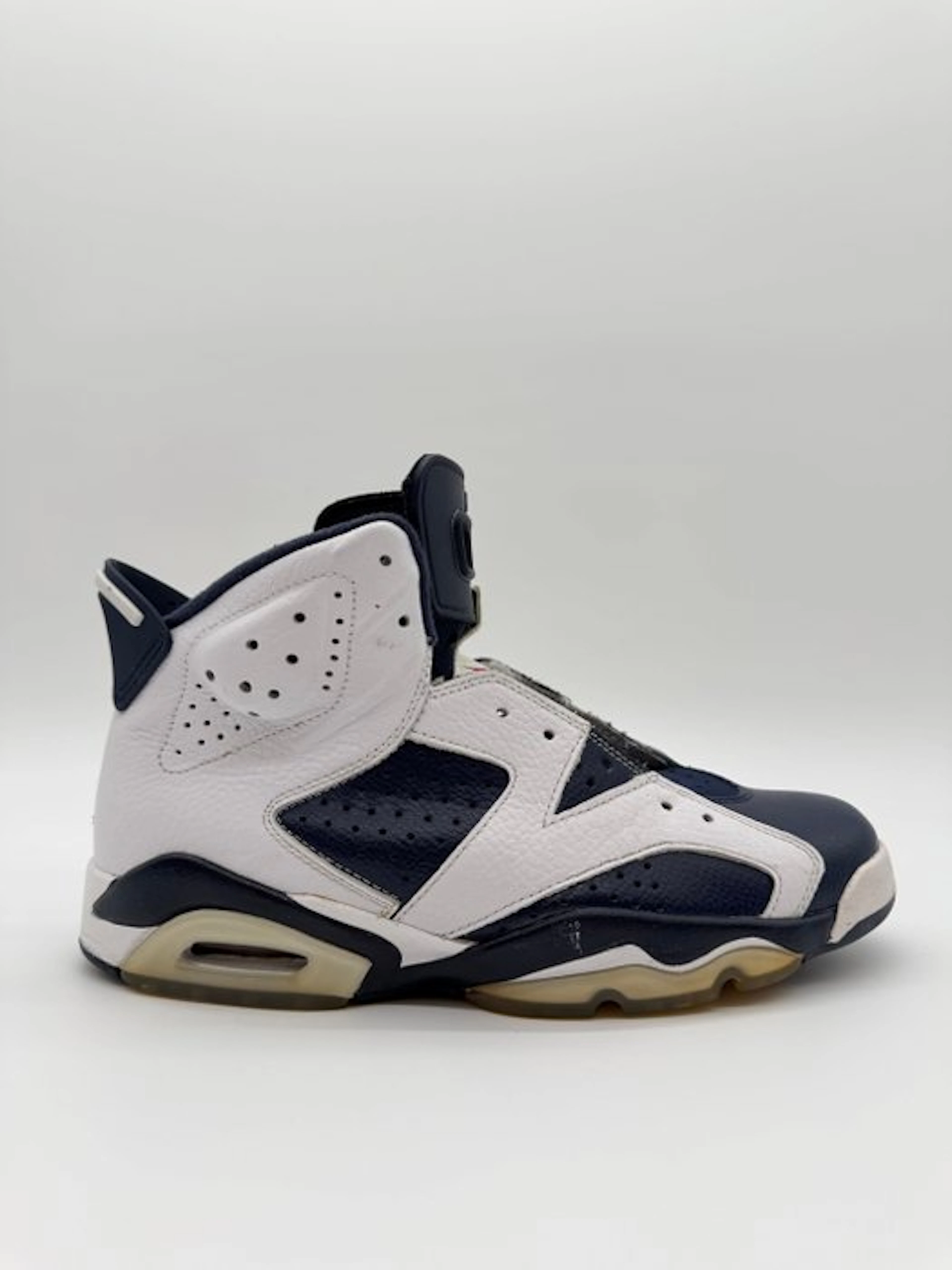 Air Jordan - Jordan 6 Retro Olympic London (2012)...