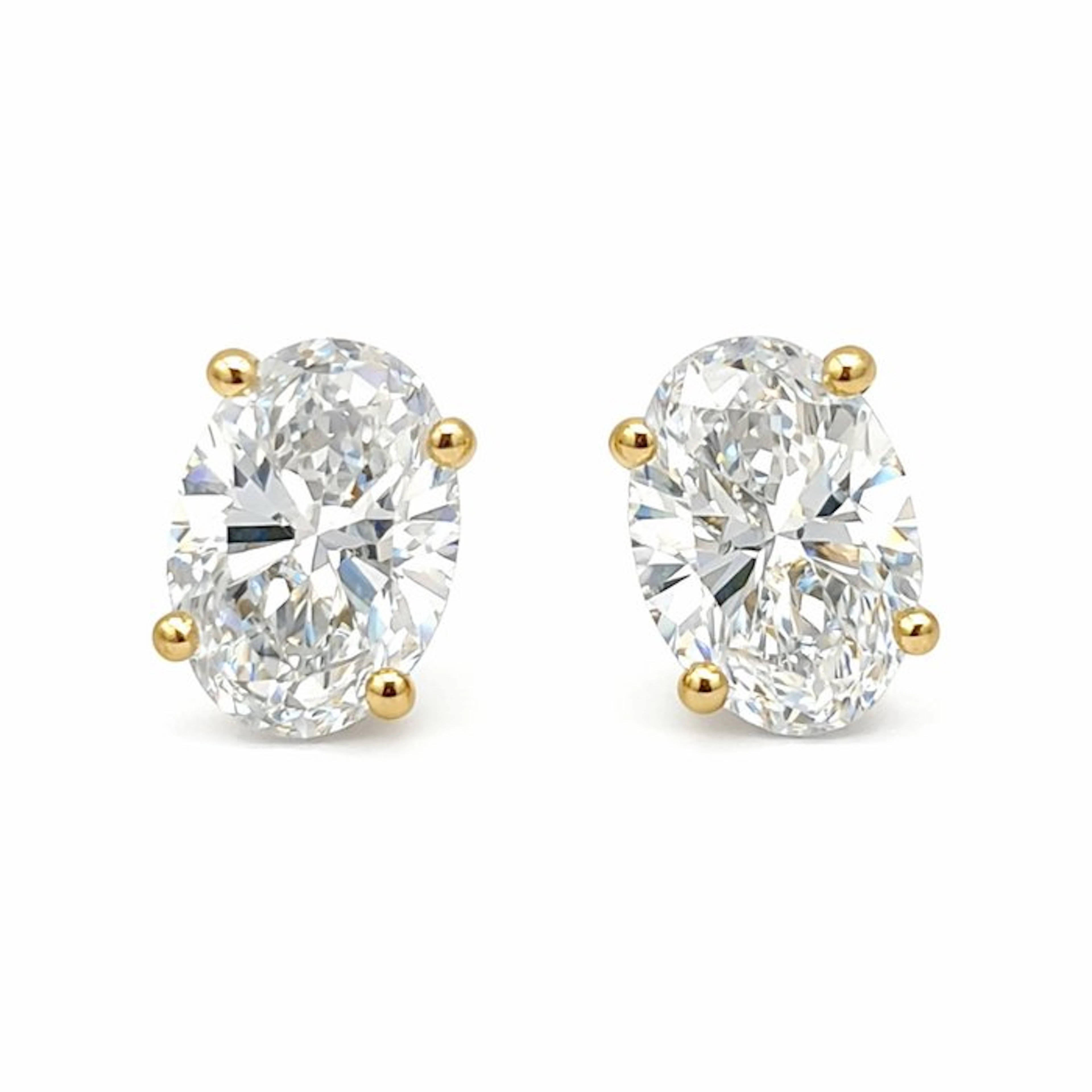 Earrings - 14 kt. Yellow gold - 8.01ct. tw. Diamond (Lab-grown)