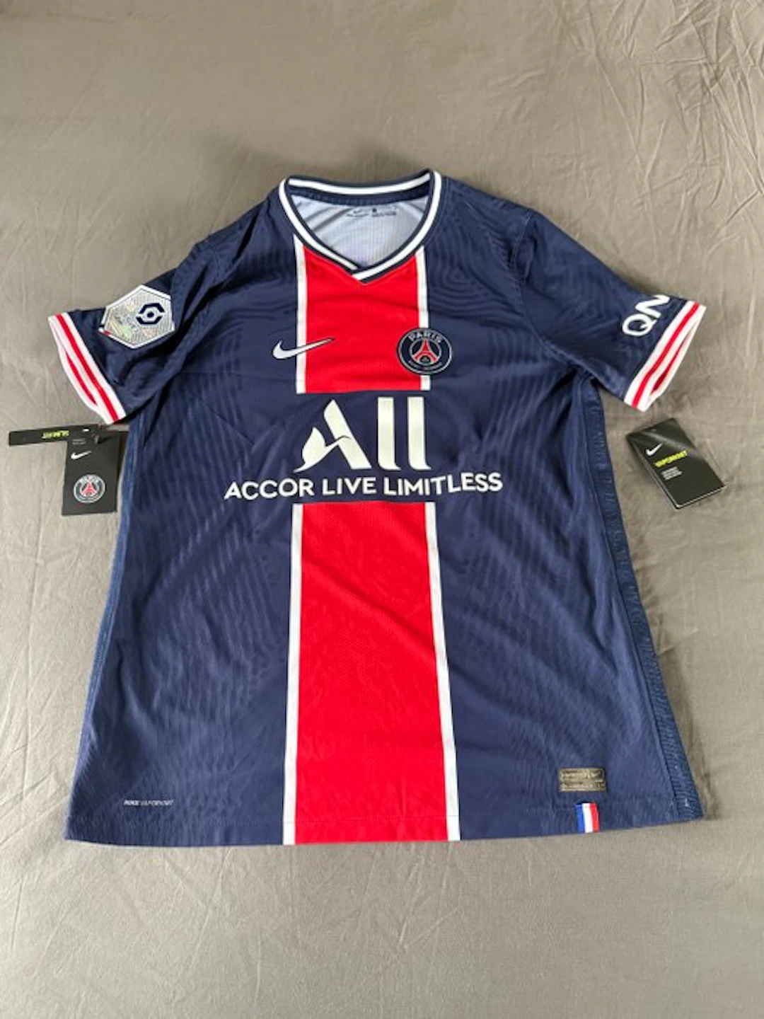 Paris Saint-Germain - Vaporknit - New with Tags - 2020 - Football shirt