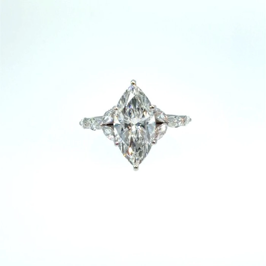 Ring - 14 kt. White gold - 5.07ct. tw. Diamond (Lab-grown) - Diamond