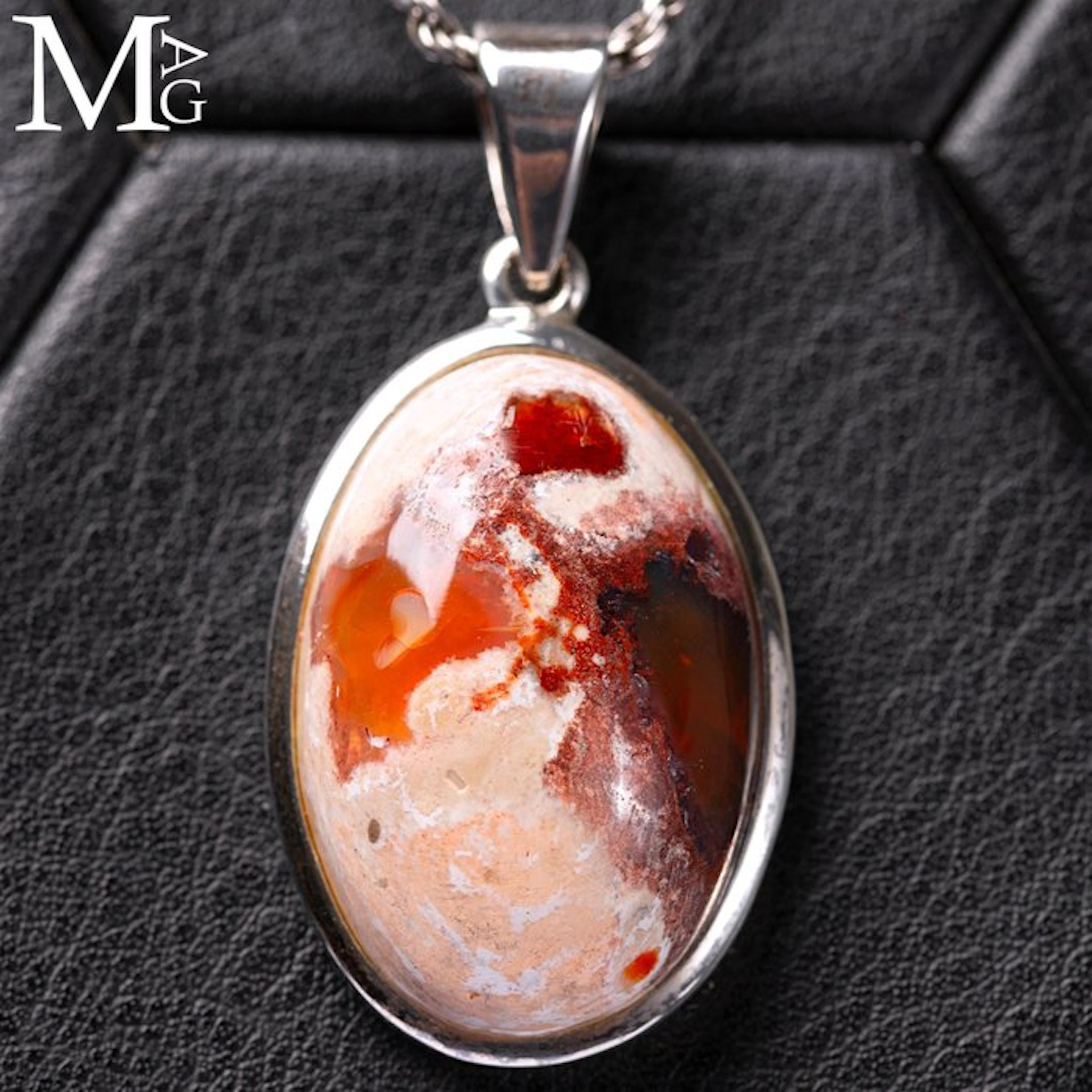 Incredible Fire Opal Pendant Fire Opal - Height: 43 mm - Width: 21