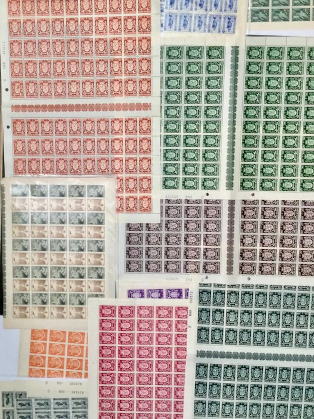 Belgium 1940/1945 - Lot 1 leaves - COB