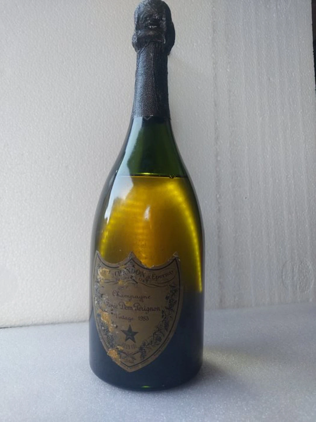 1983 Dom Pérignon - Champagne Brut - 1 Bottle (0.75L)