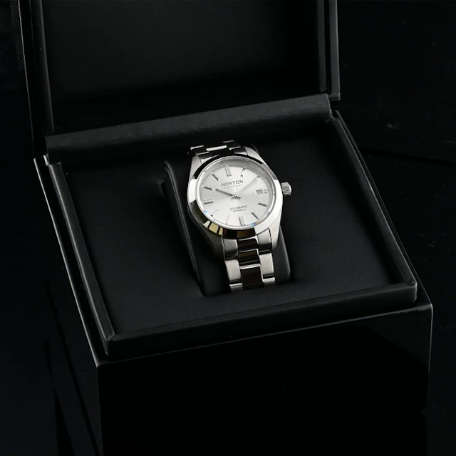Norton - Momentum - Swiss Made - Automatico Sellita SW200...