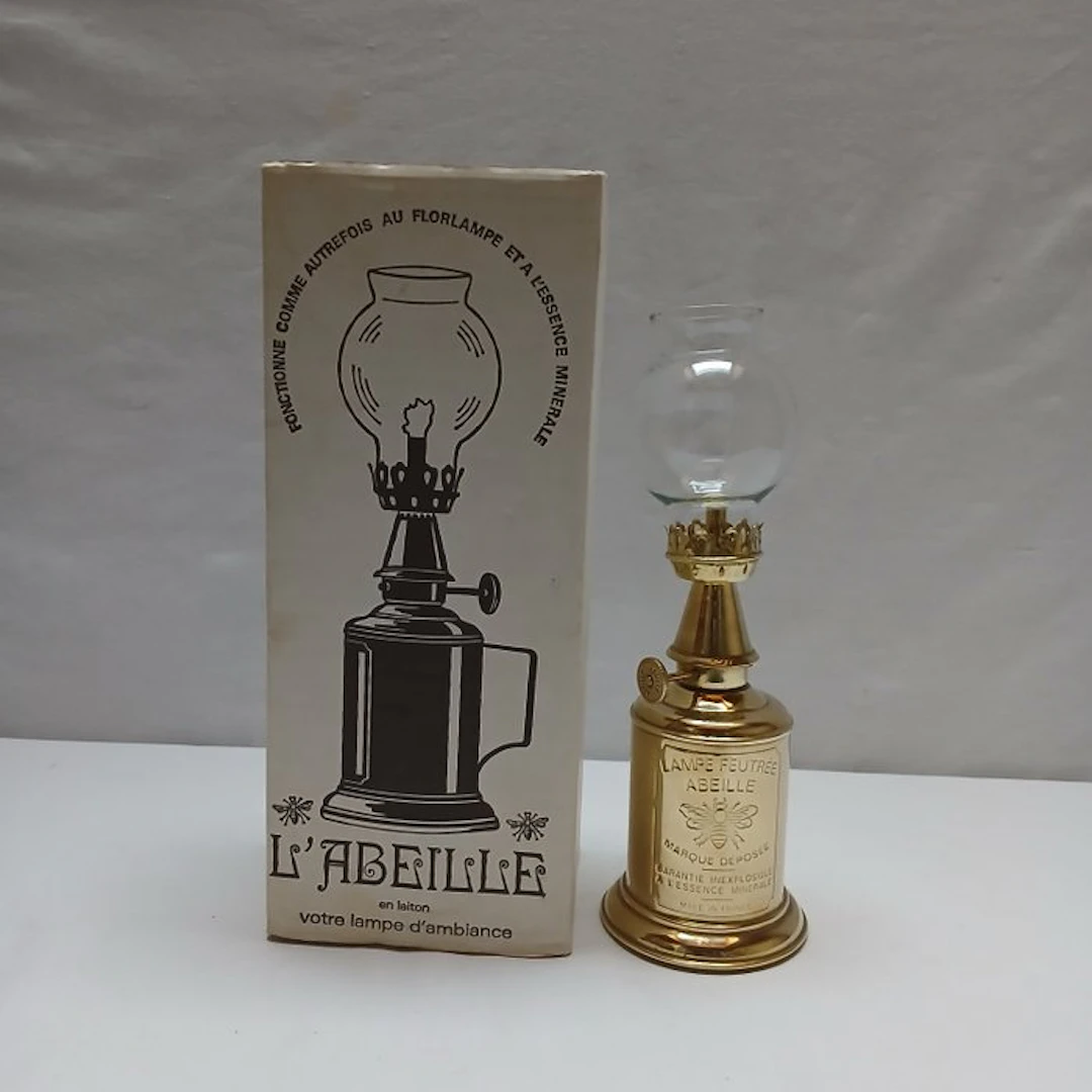 ABEILLE - 1 vraie belle vieille lampe à huile française...