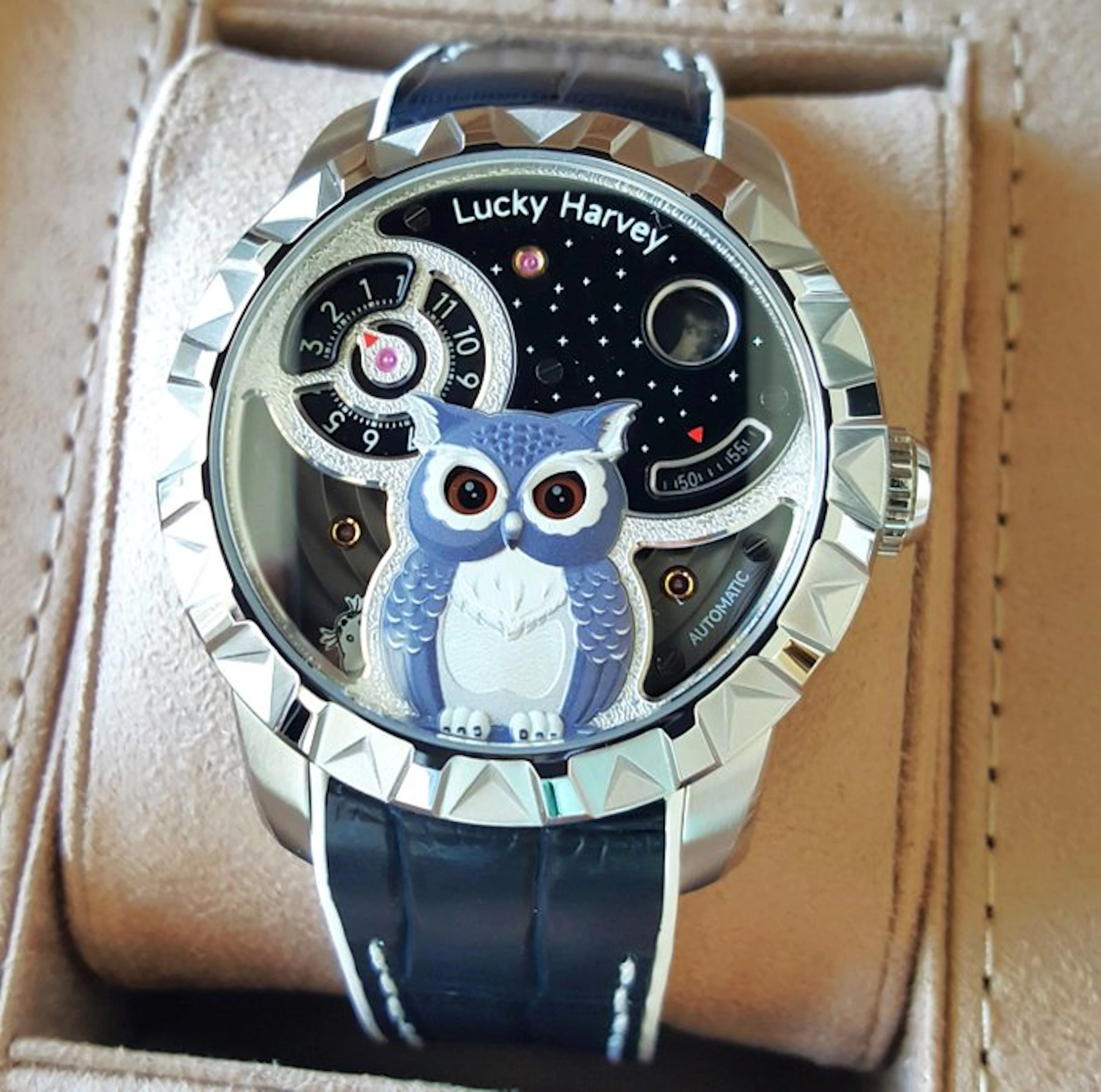 Lucky Harvey - NIGHT OWL - CLOSING EYES - Moving Mouse...