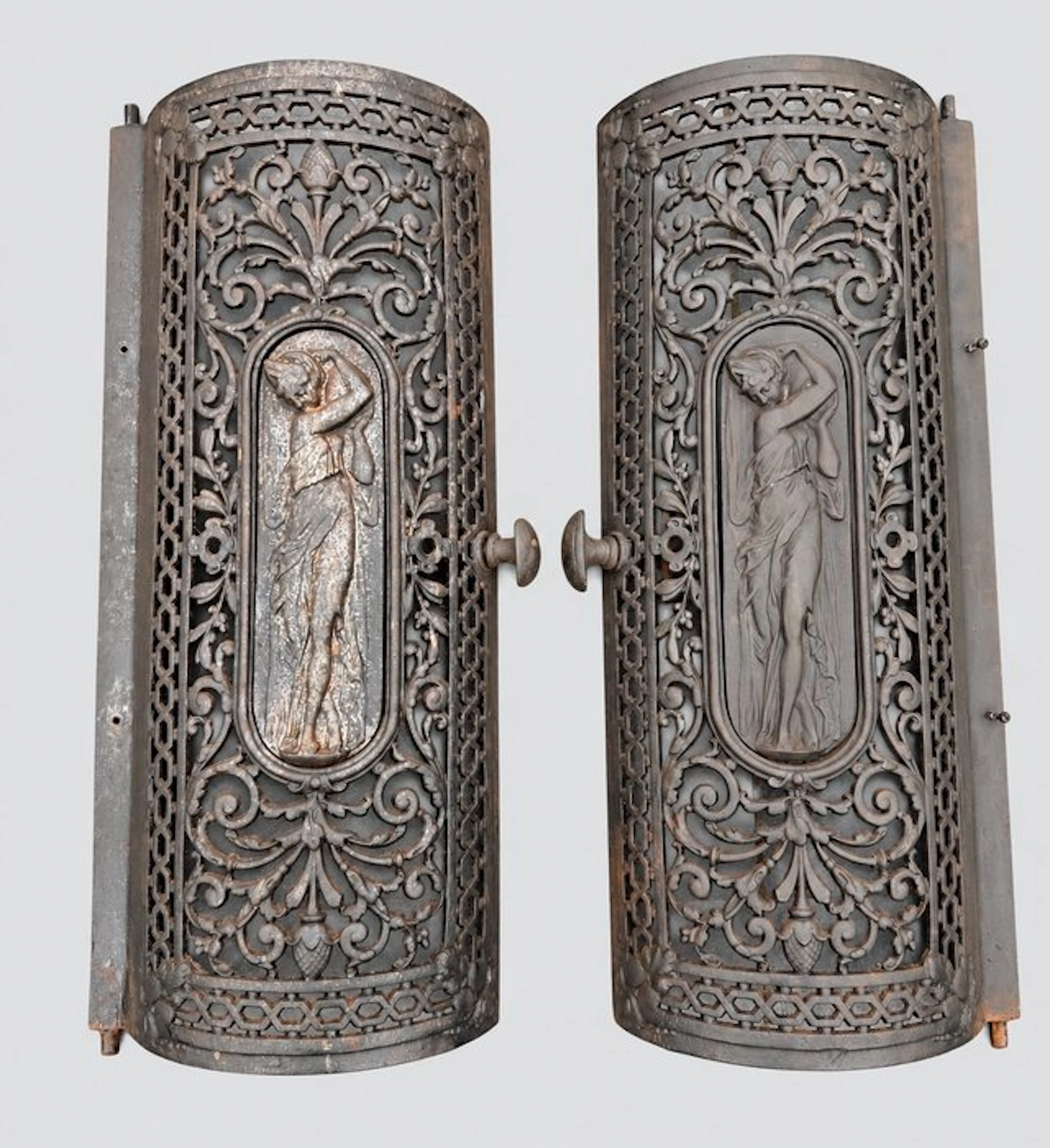 Decorative ornament (2) - Twee antieke elementen met...
