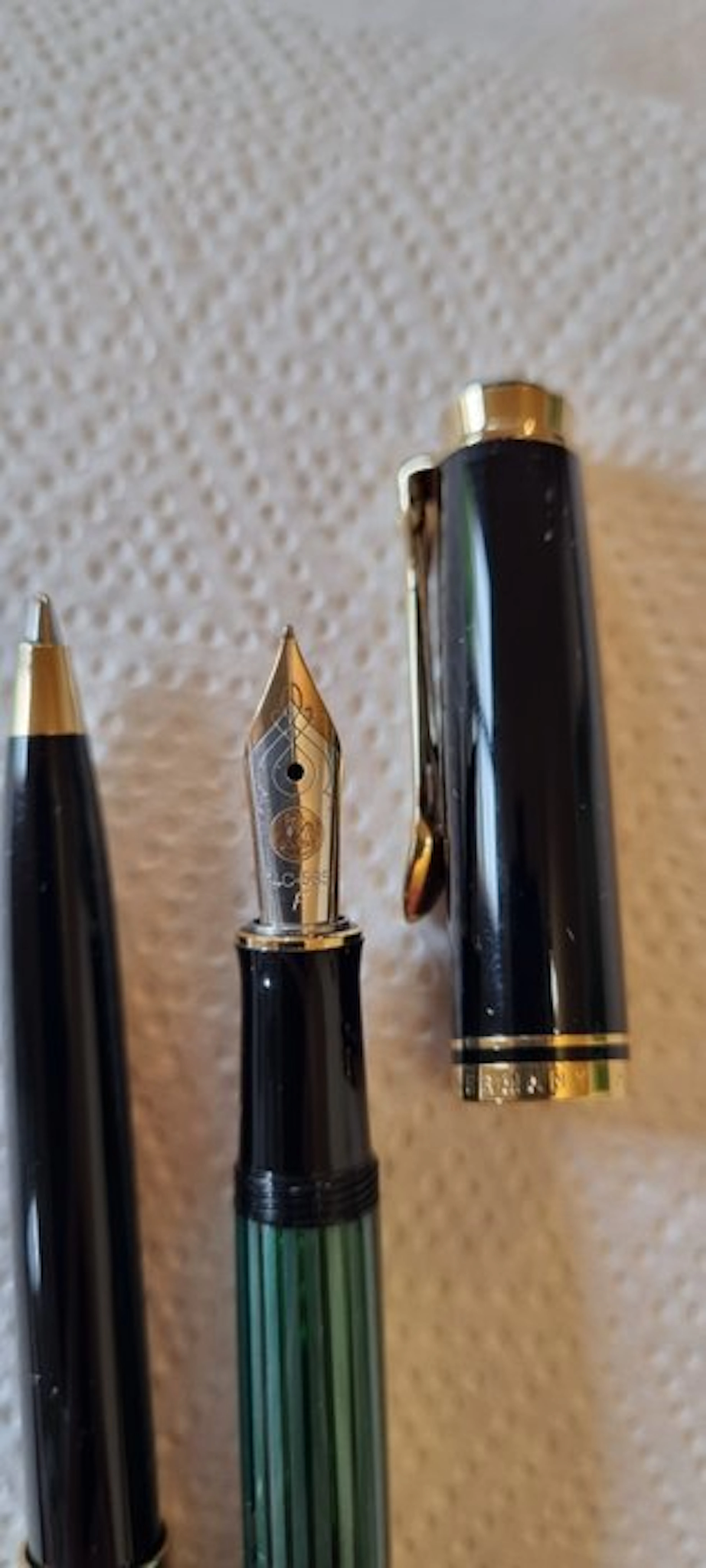 Pelikan - M400 - Fountain pen