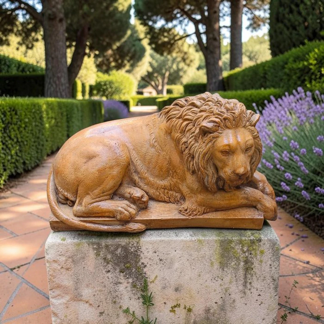 Sculpture, Leone Vegliante - 16 cm - Cast Stone