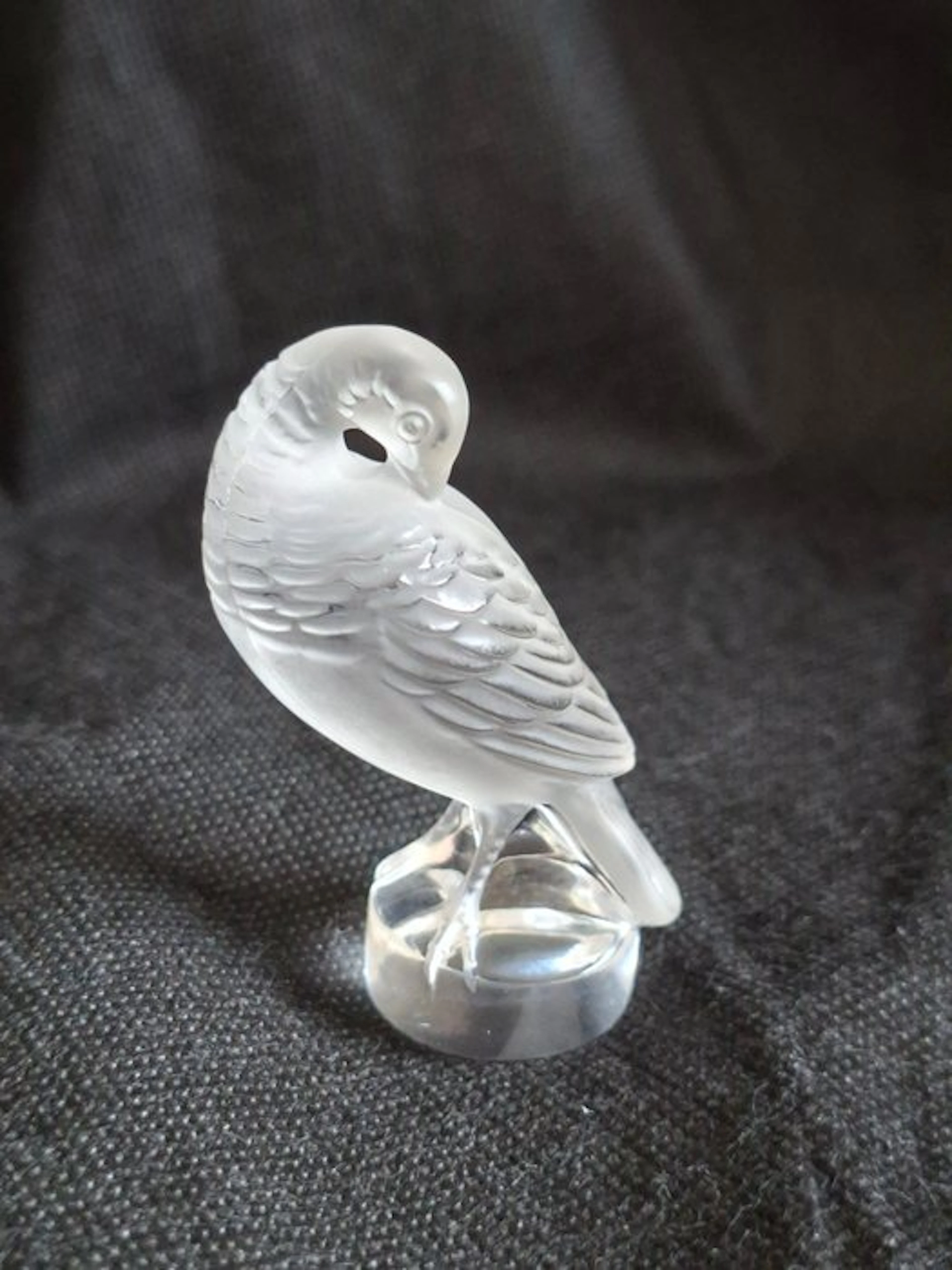 Lalique - René Lalique - Figure - Presse Papier Duif - Crystal