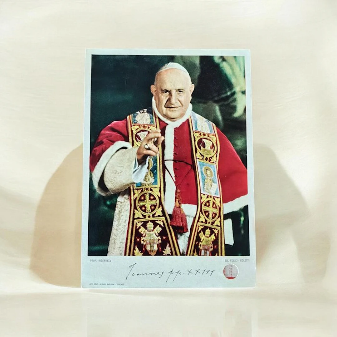 Relic - Paper, Cotton, Relic from garments - 1960-1970 - Saint John XXIII