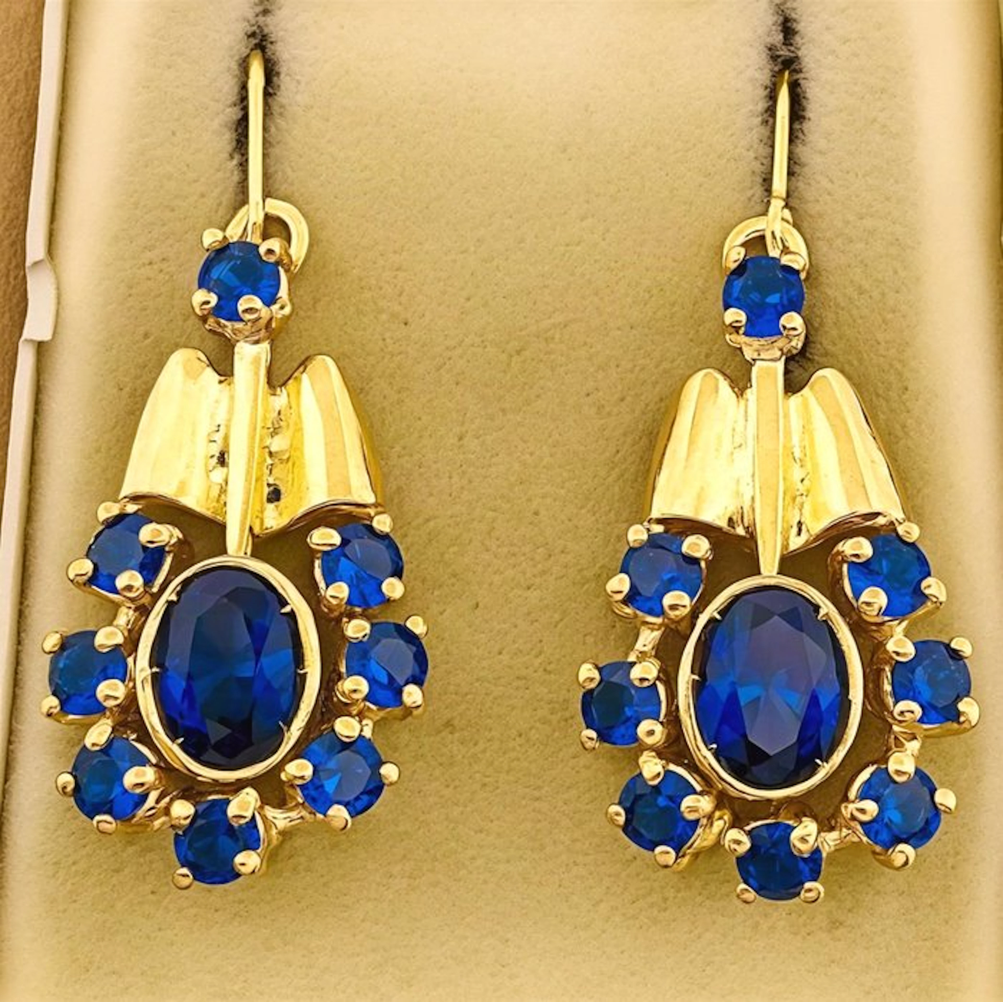 No reserve price - Earrings - 9 kt. Yellow gold, Silver Sapphire