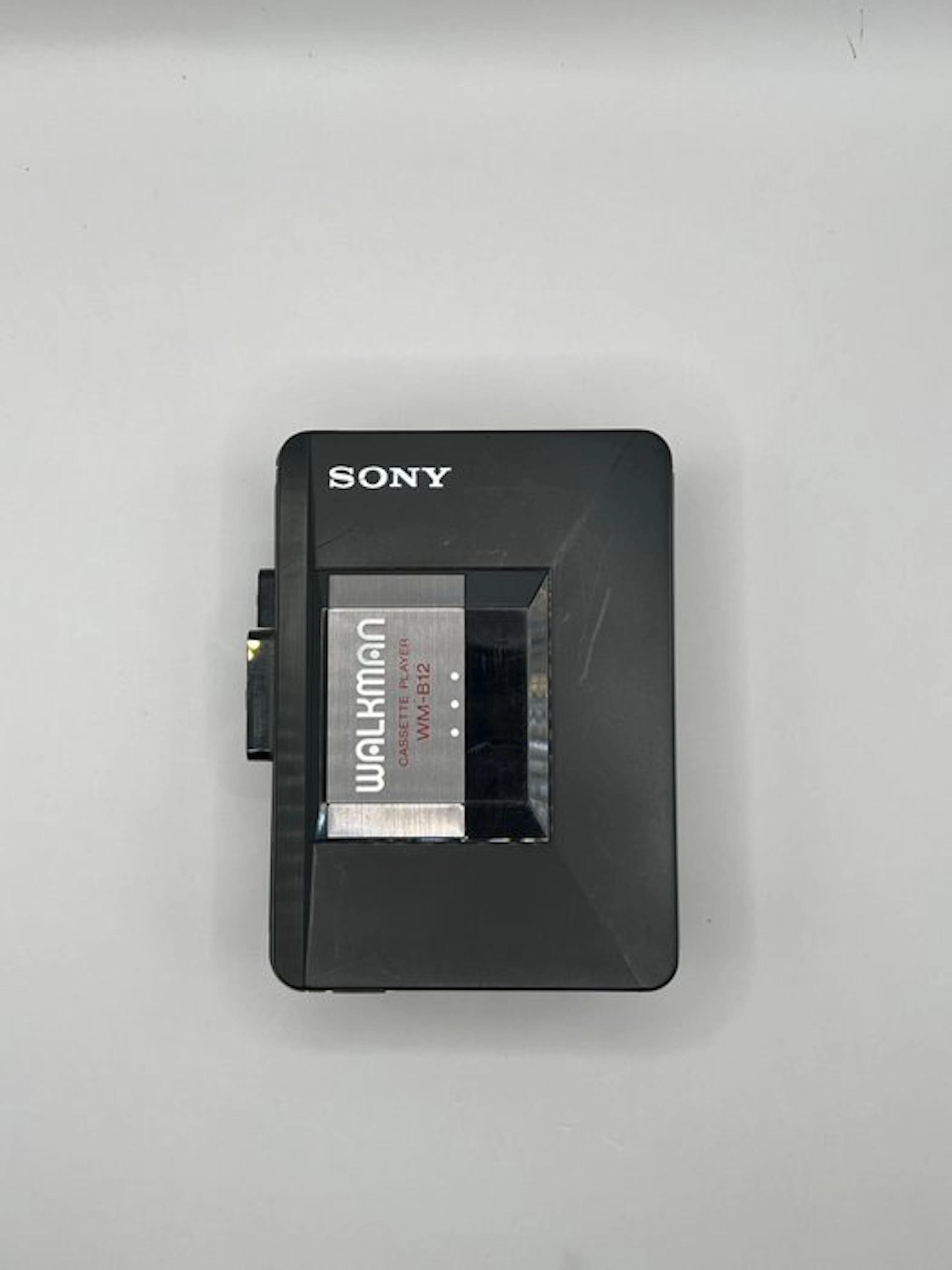 Sony - WM-B12 Walkman Portable cassette player