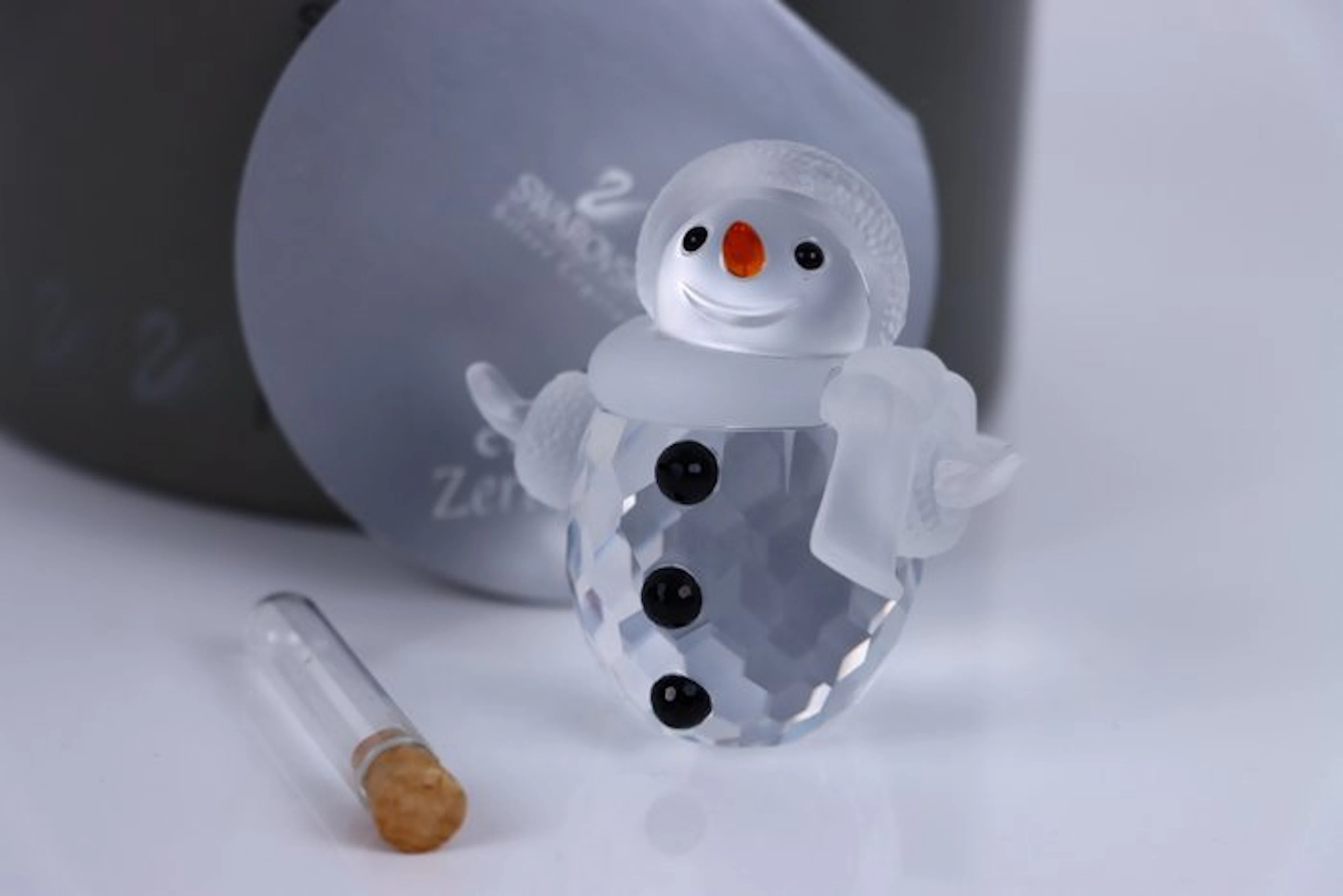 Figure - Swarovski - Sneeuwpop (Boxed + certificate) - Crystal