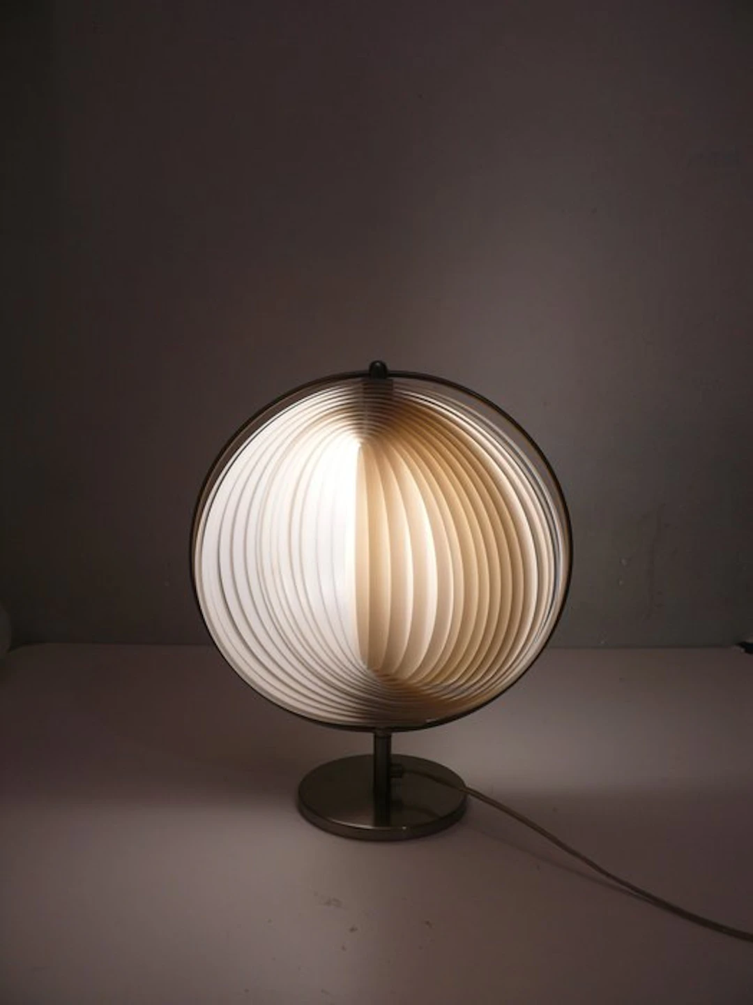 KARE Design - Lamp - Moon - Plastic, Metal - Attribution