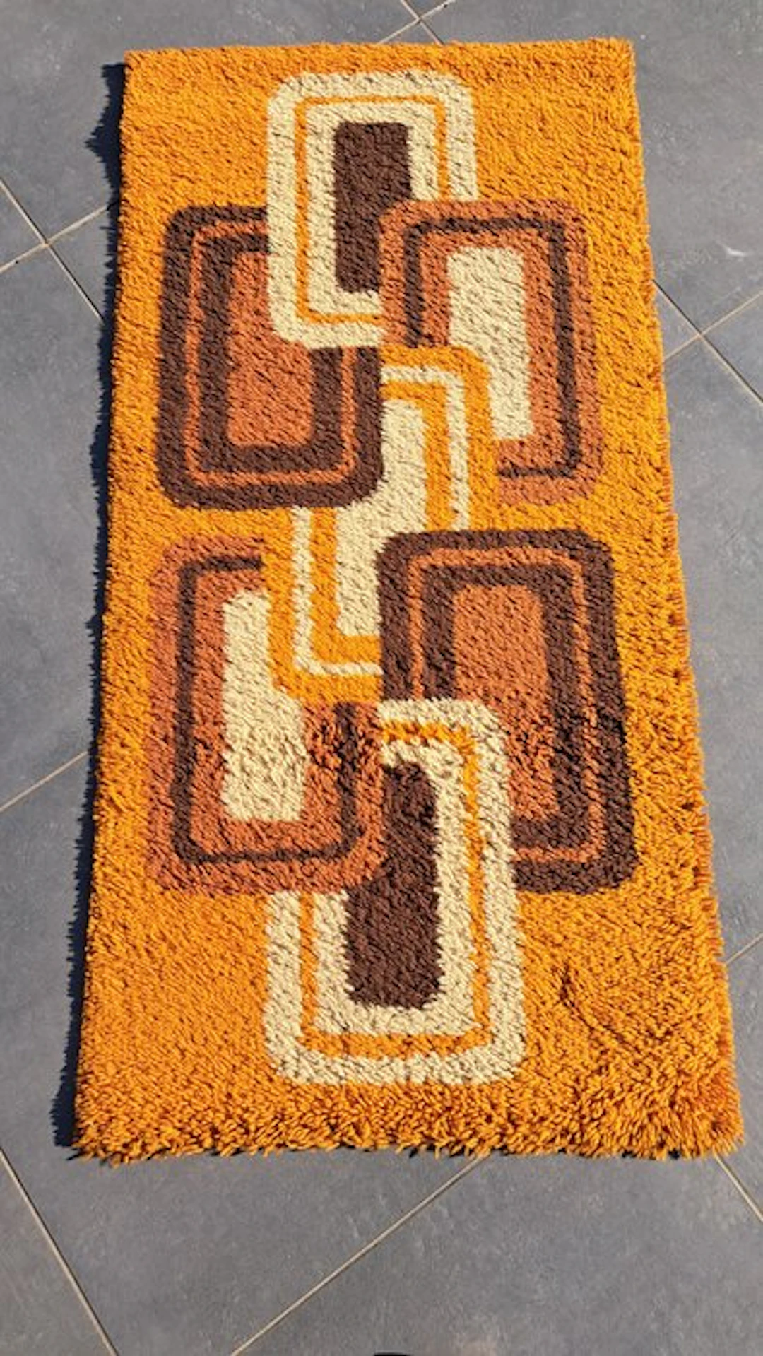 Saphir - Geometric Pop-Art Pattern - Carpet - 140 cm - 67...