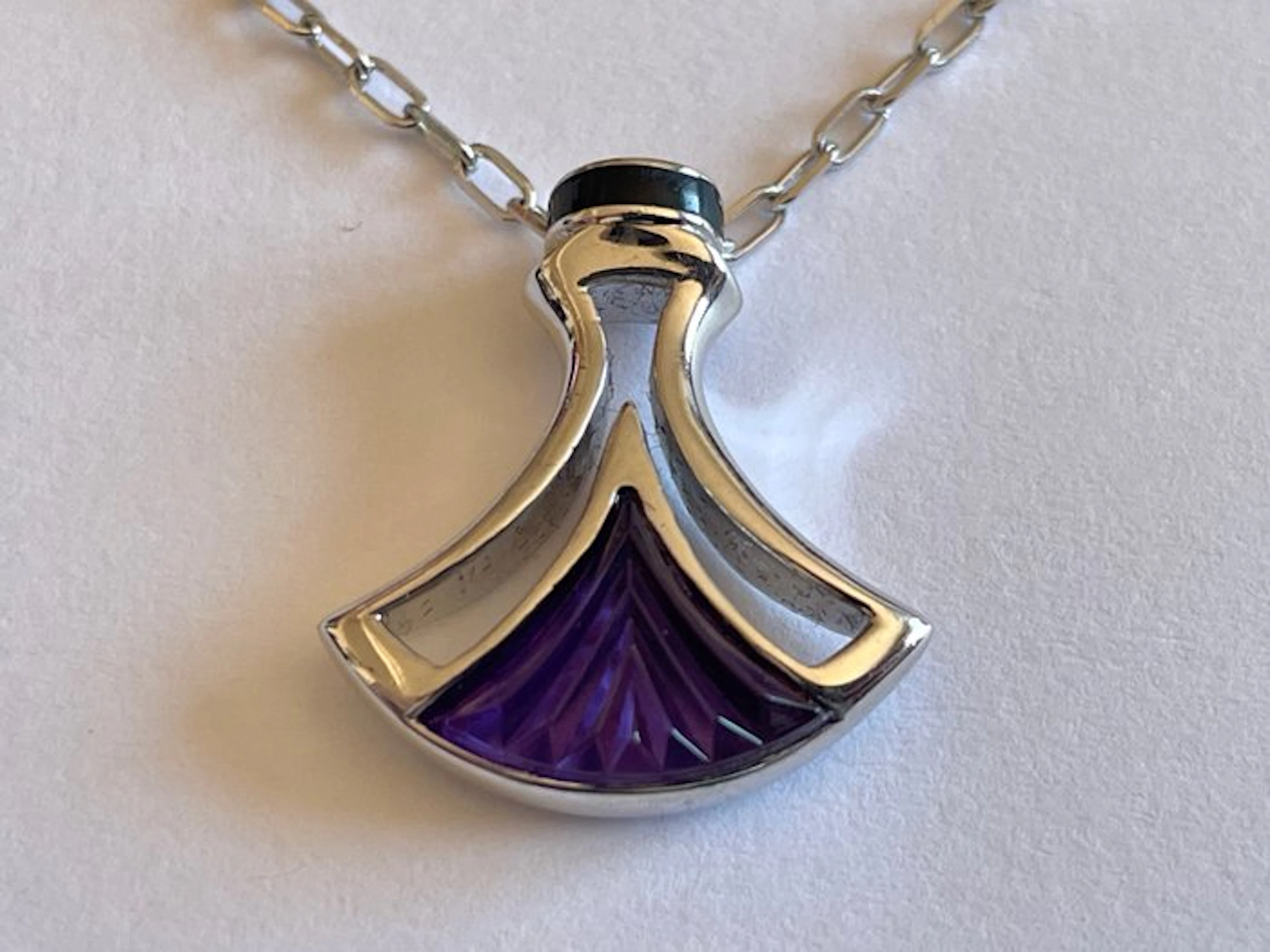 René Lalique - “Larcade” - 925. Silver, Crystal, Enamel - Necklace with pendant