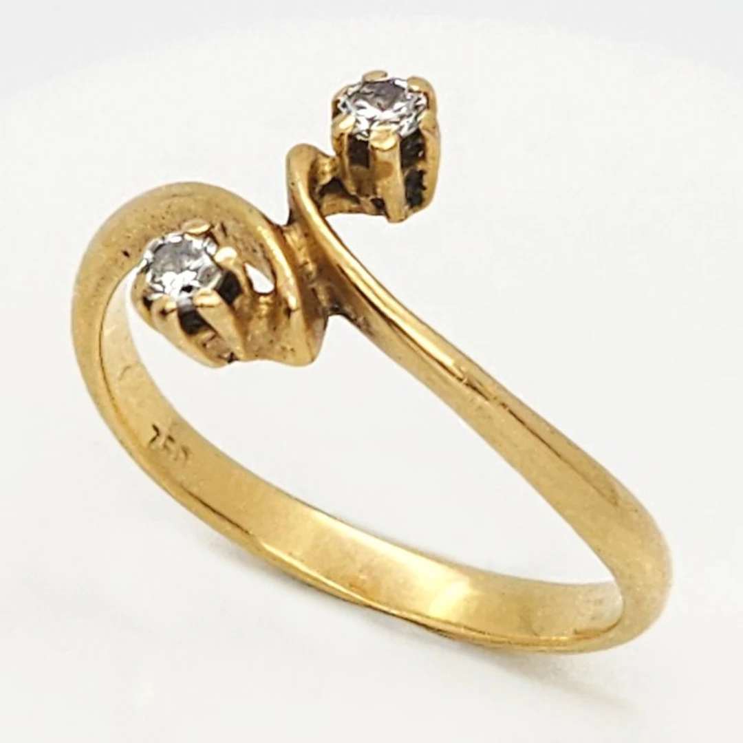 Ring - 18 kt. Yellow gold - 0.12ct. tw. Diamond (Natural)