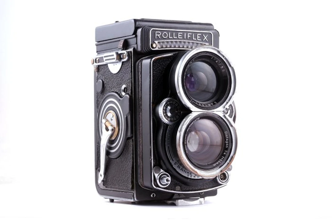 Rollei rolleiflex wide [ Carl Zeiss Distagon 55mm f/4 ]...