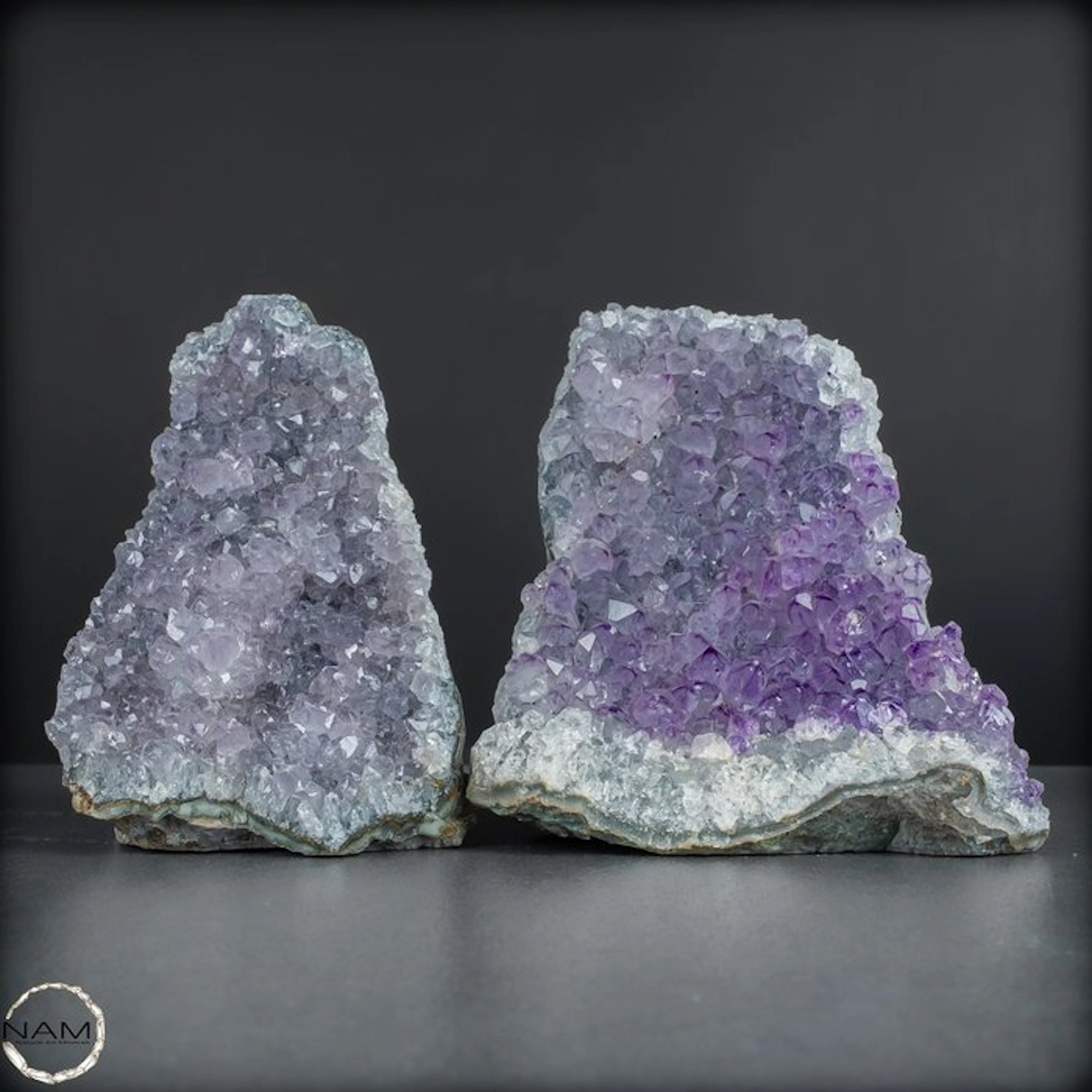 Natural amethyst set from Uruguay – Two exceptional specimens.- 2307.17 g - (2)