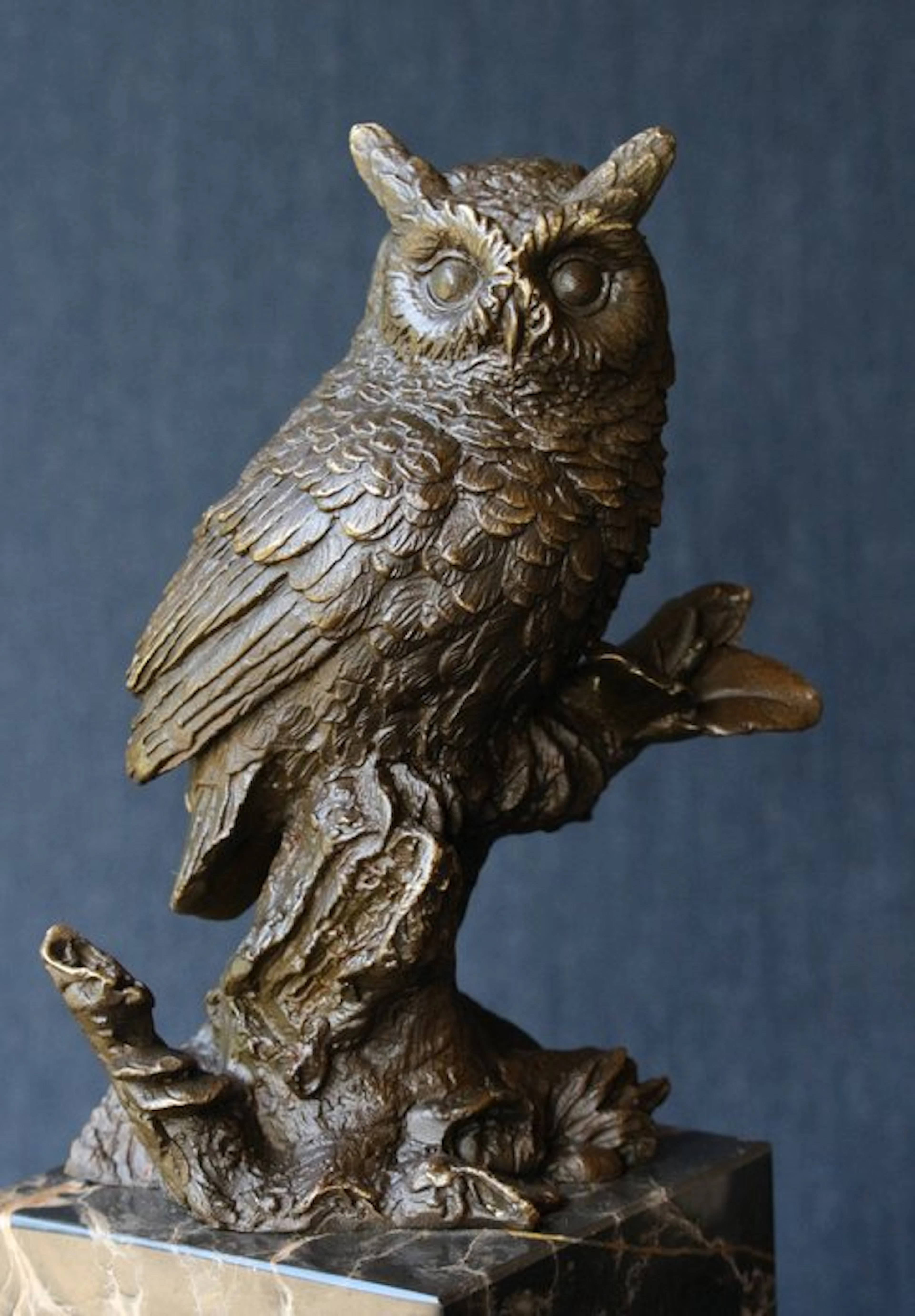 Milo (1910-1978) - Sculpture, Great Horned Owl - 3 kg - 28 cm - Patinated