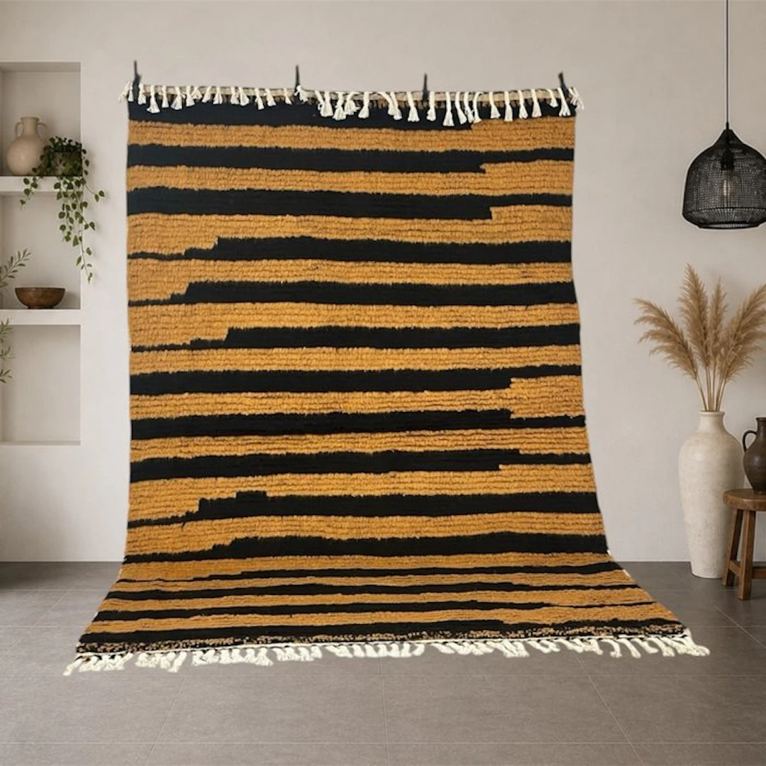 Berber, Artisanal Beni Ouarain rug in soft wool - Carpet - 247 cm - 171 cm