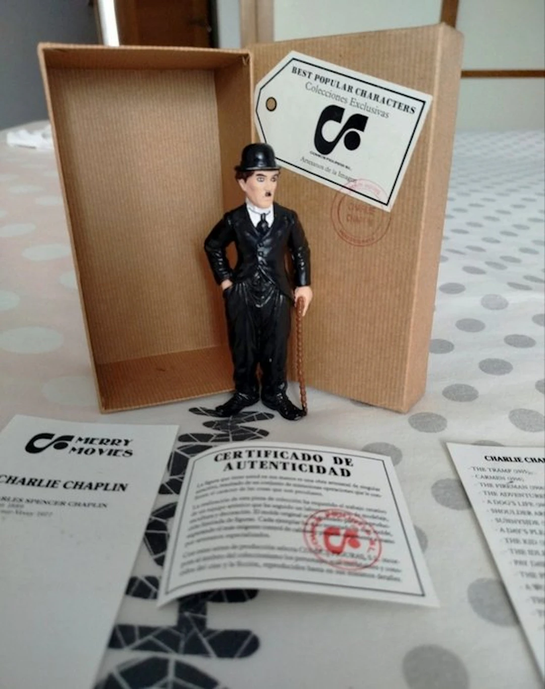 Charlie Chaplin certificado"Best Popular Characters...