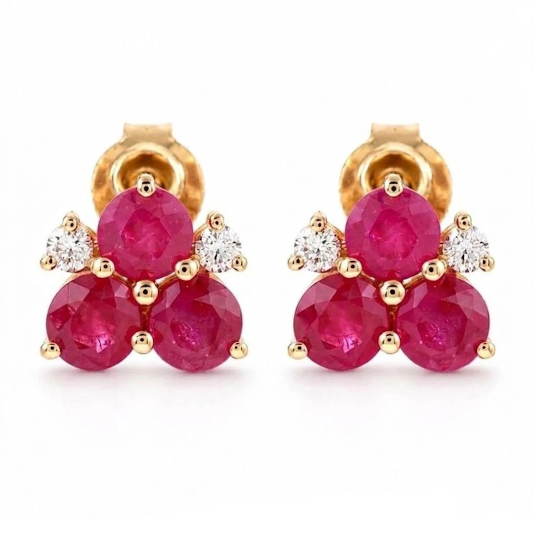 Earrings - 14 kt. Yellow gold - 1.77ct. tw. Ruby - Diamond