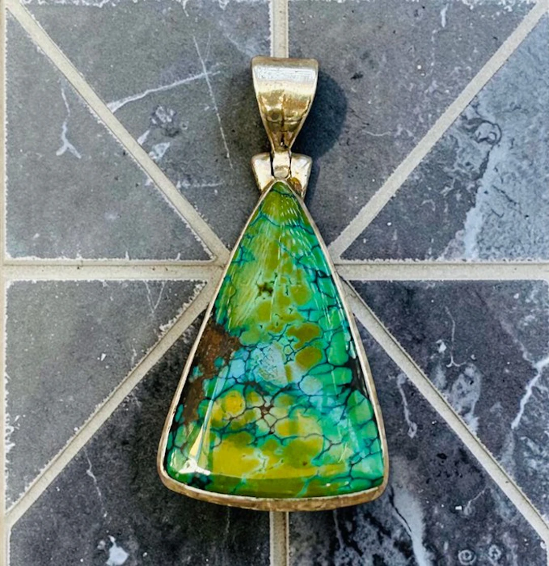 GREEN TURQUOISE SPIDERWEB Sterling Silver 925 Pendant...
