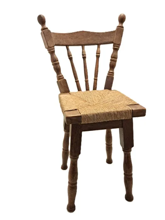 Chair - Oak - Button chair