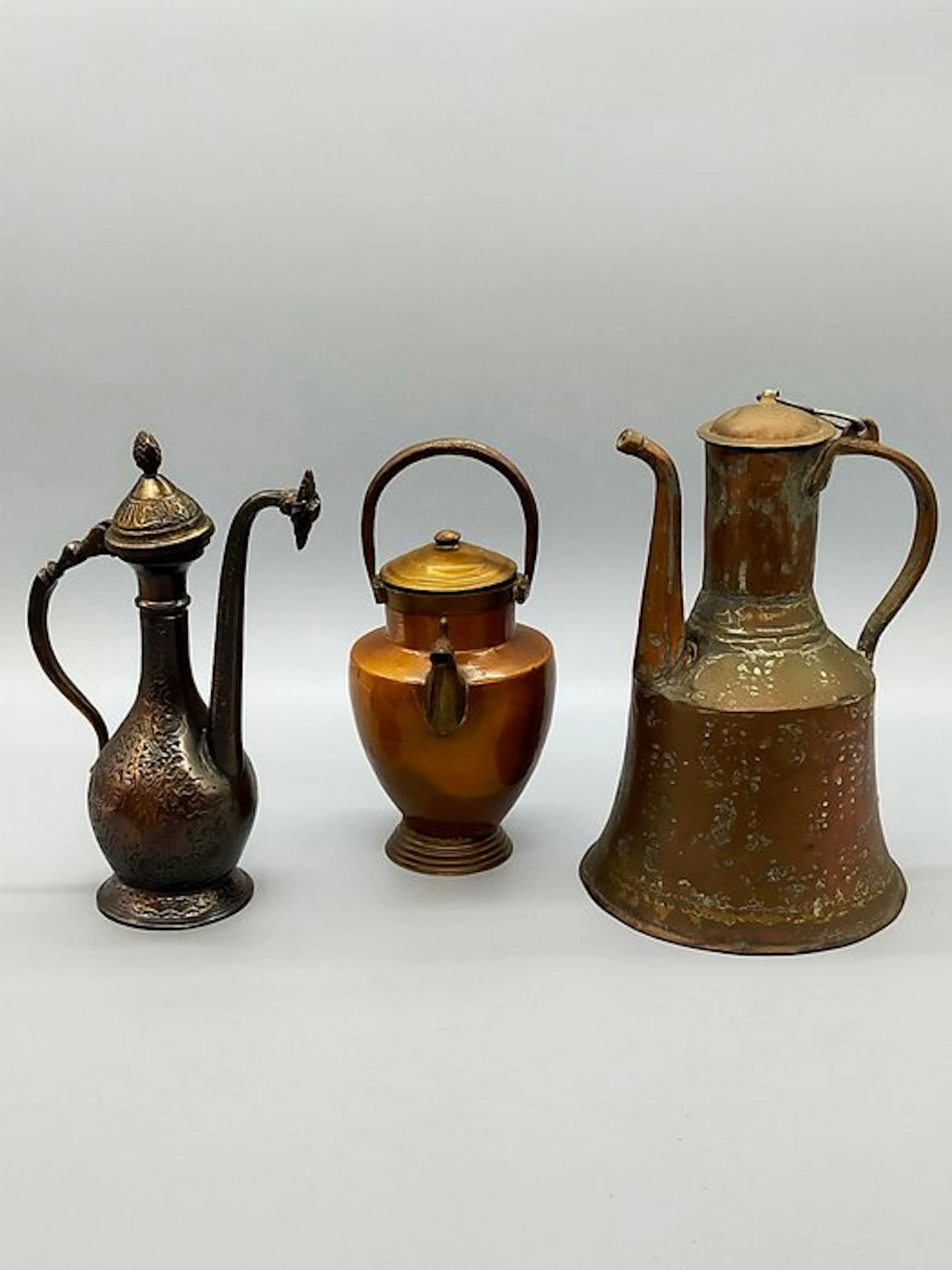 Orientalische Messingkannen – 3-teiliges Set Antike Kannen - Ewer - Copper