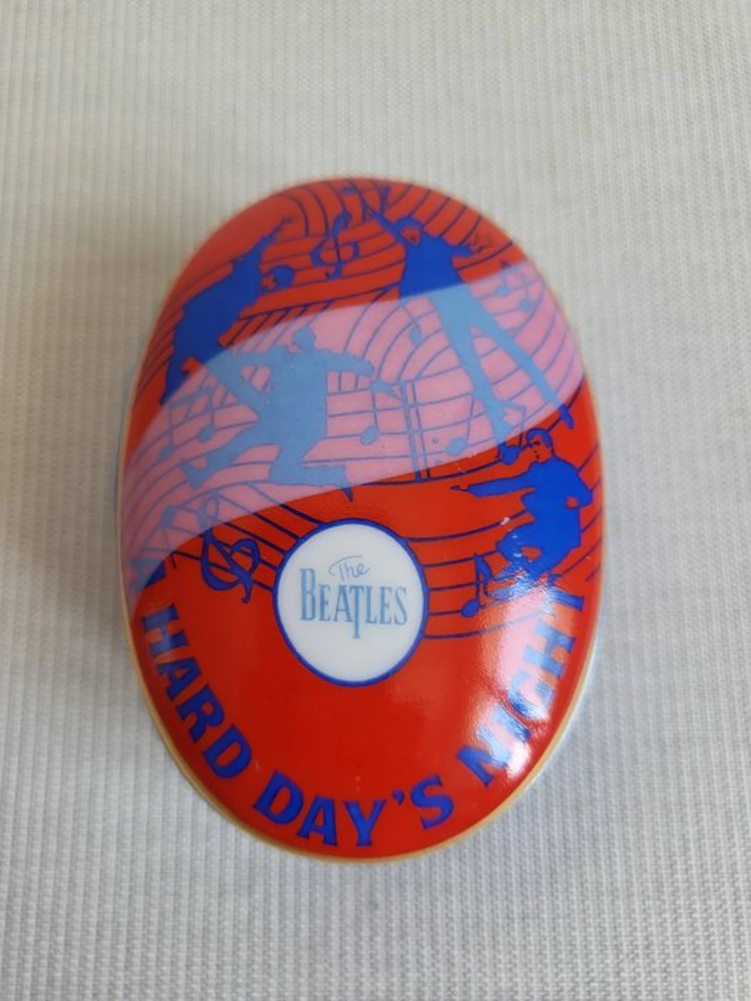 Boîte à musique en porcelaine «A Hard Day's Night » – The...