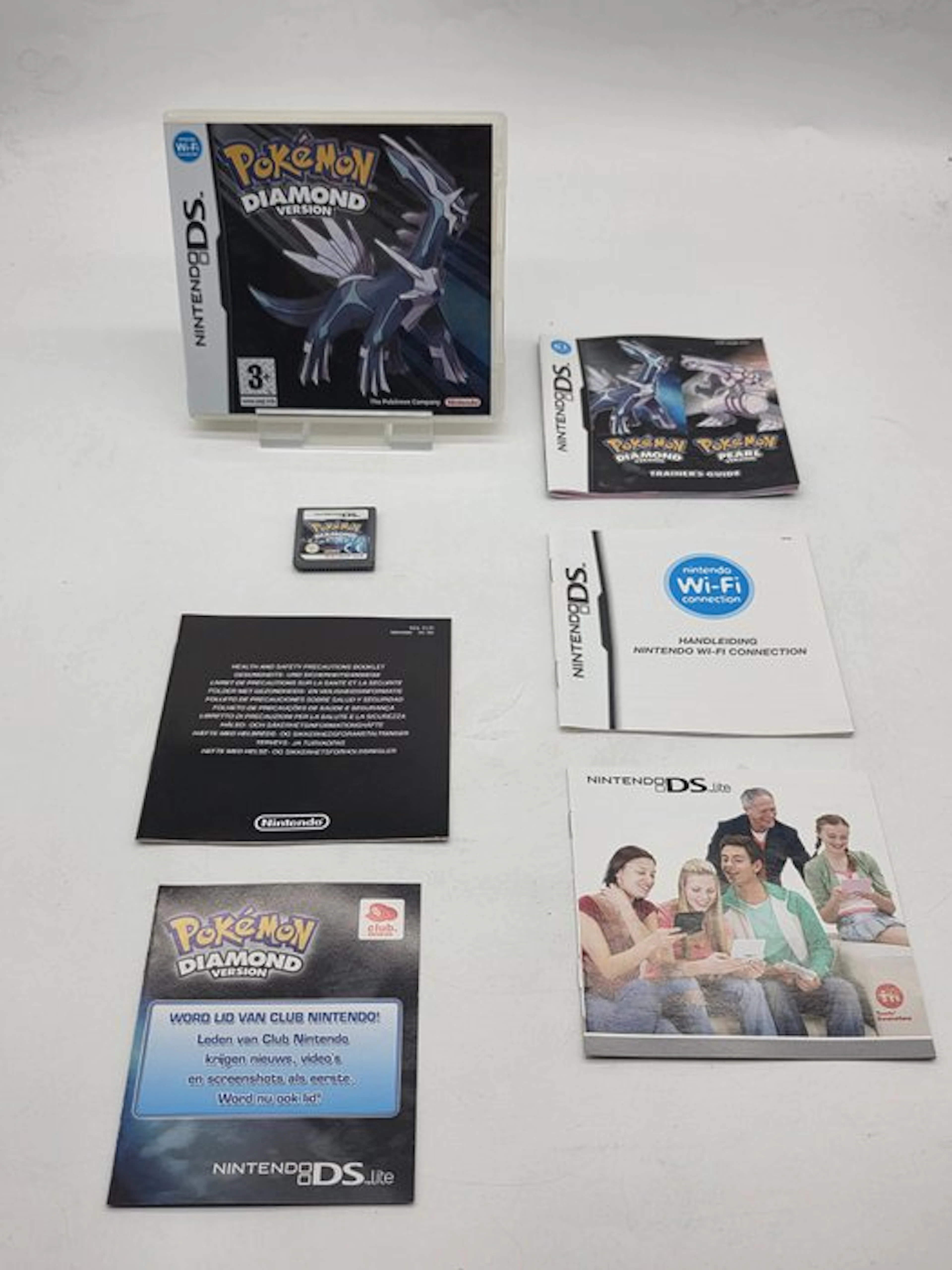 Nintendo - DS - Pokémon Diamond Version (EUR) "Version "...