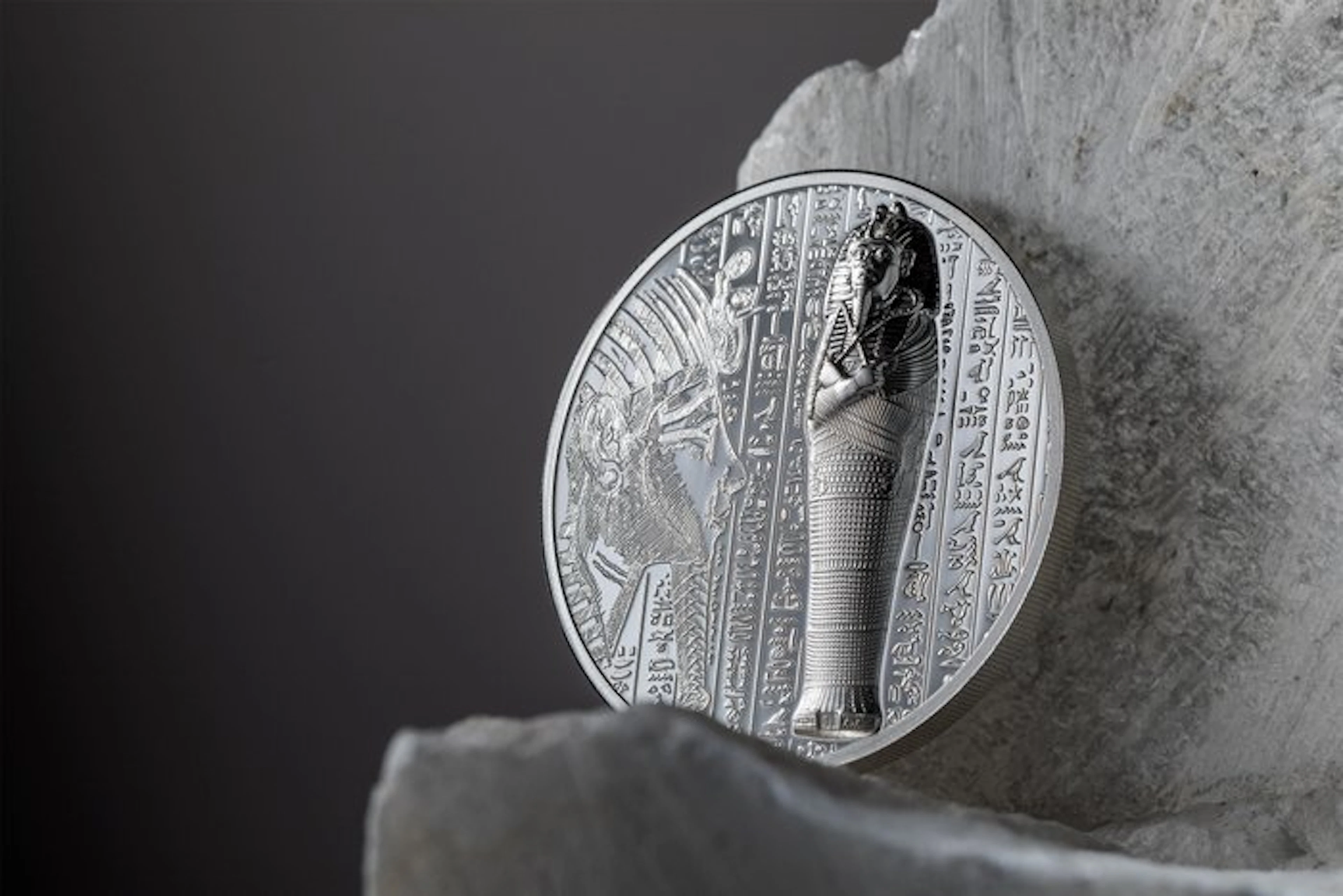 Cook Islands. 5 Dollars 2022 X-Ray – Mummy, 1 Oz (.999)