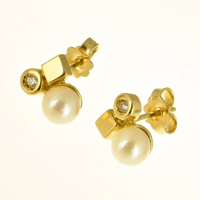 Earrings - 18 kt. Yellow gold Pearl - Diamond