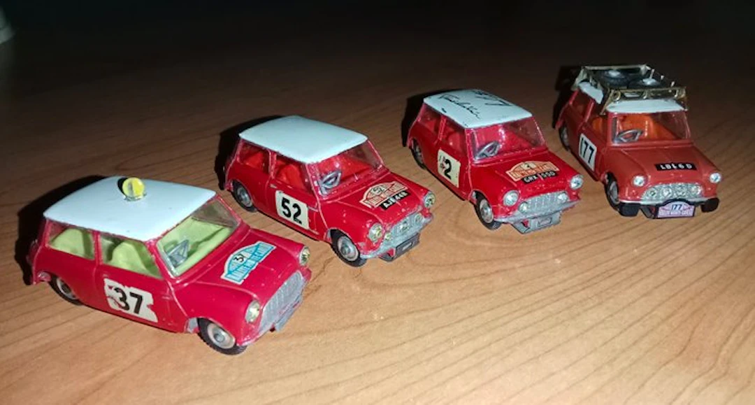 Corgi 1:43 - Model car (4) - Mini Cooper S Rally Monte Carlo
