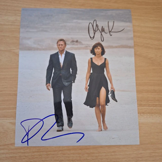 James Bond 007: A Quantum of Solace - Double signed by...