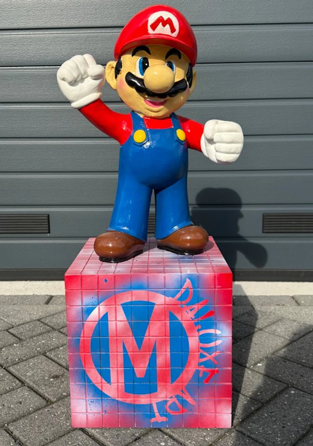 Daluxe Art - 1999 • XL Mario Display – 80 cm