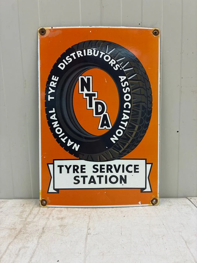 NTDA Tyre Service Station – Banden – Emaille Reclamebord - Enamel sign - Enamel